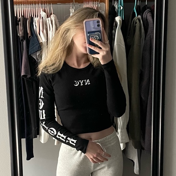 Garage New York Top - Picture 6 of 8